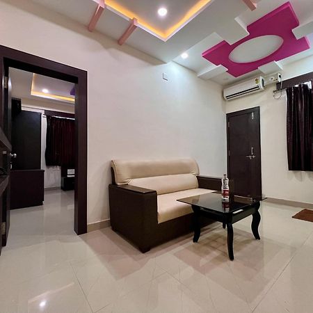 Ratna Sagar Hotel Manipal Bagian luar foto