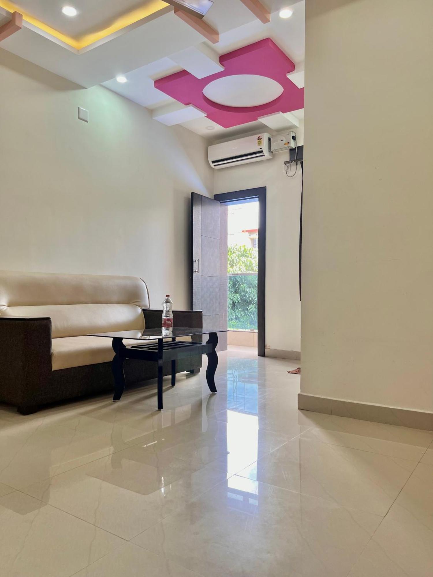Ratna Sagar Hotel Manipal Bagian luar foto