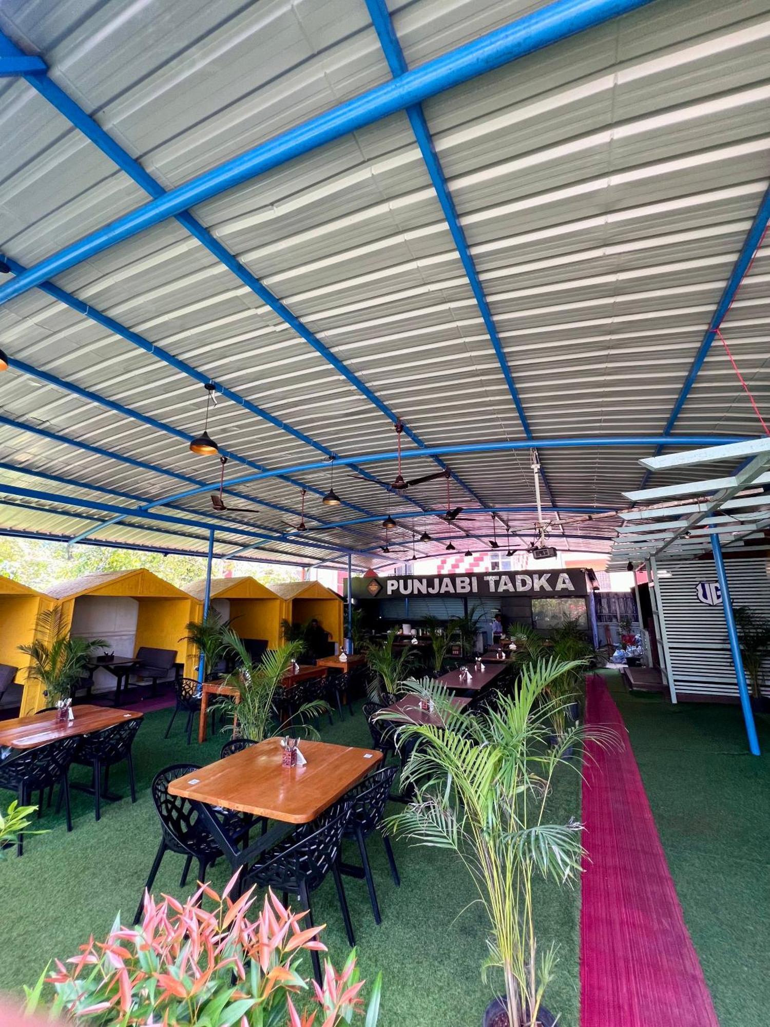 Ratna Sagar Hotel Manipal Bagian luar foto